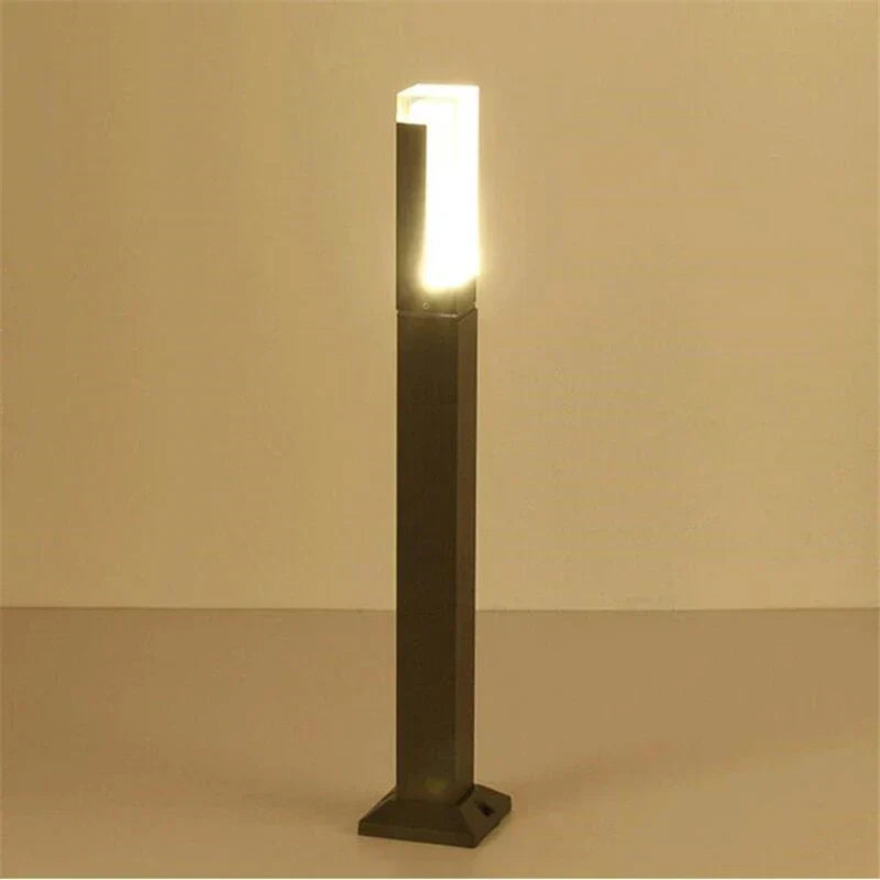LuxeLight - Modern Utomhuslampa i Aluminium