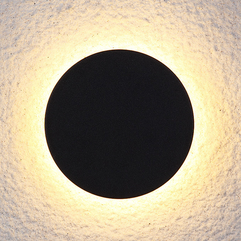 LunaGlow - Minimalistiska LED Vägglampor Svart Metall för Trädgård och Hall