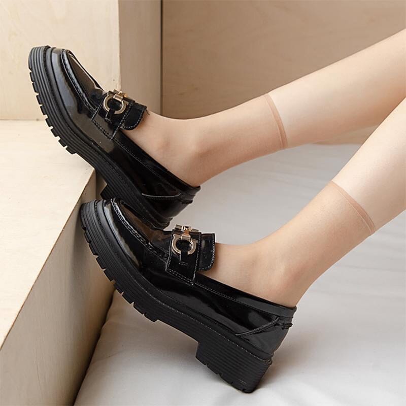 Carvallo | CrystalSocks - Osynliga, halkfria Crystal Silk strumpor