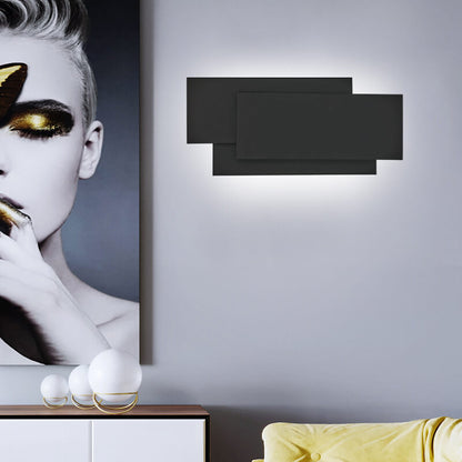 Minimalistisk fyrkantig, staplad LED-vägglampa i aluminium