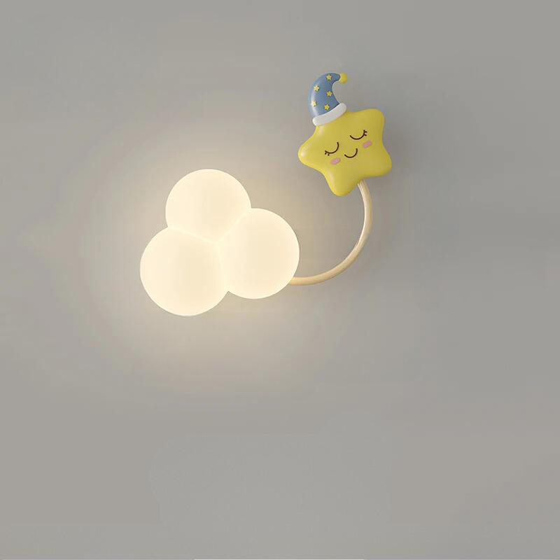 CartoonFlygplan - Barnkammarens Vägglampa med Stjärnor, Regnbåge och Flygplansdesign