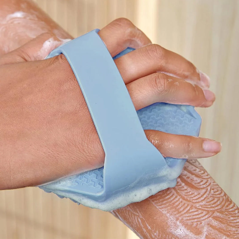 SilkiScrub - Skonsam badborste för slät och strålande hud