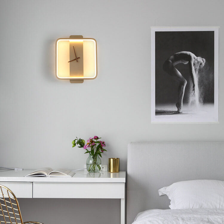 Modern, minimalistisk, klockformad LED-vägglampa med 1 ljus