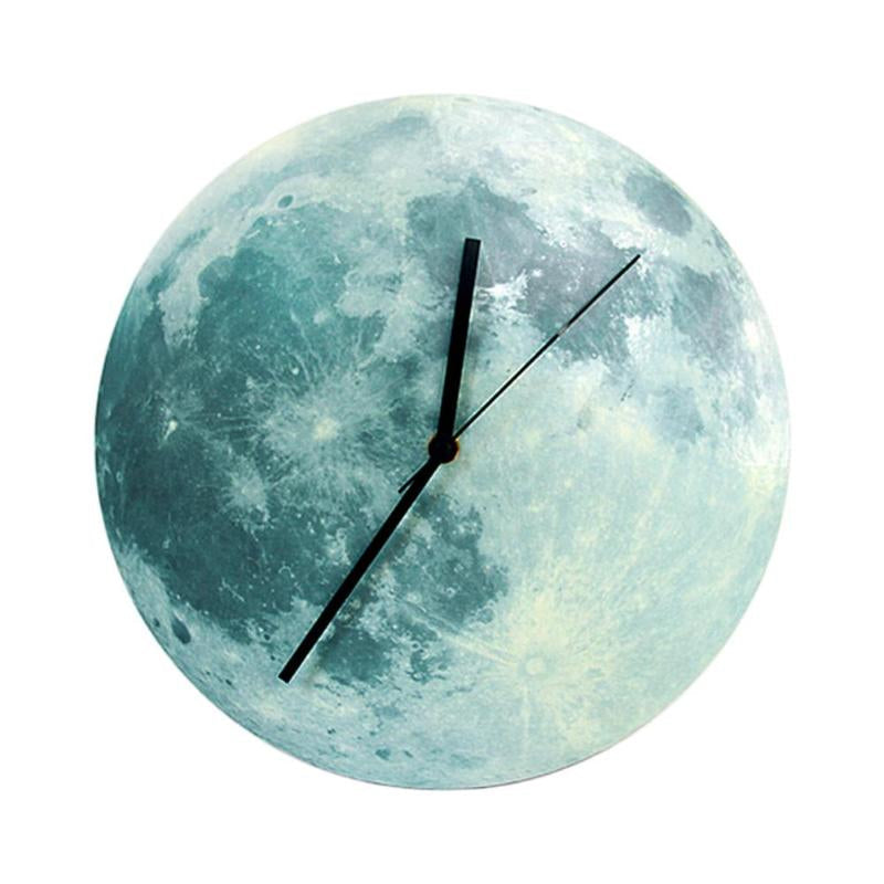 MoonLight - Luminös Måne Väggklocka