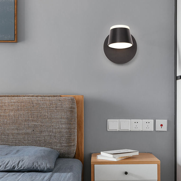 ScandiGlow – Justerbar LED Vägglampa med Cylinderformad Skärm, Finns i 1/2/3 Ljuspunktet