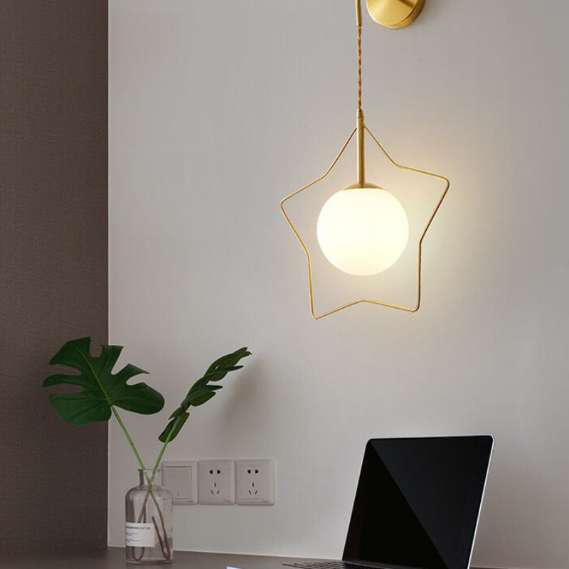 Carvallo – Unik konstnärlig vägglampa med skulpturell stjärndesign