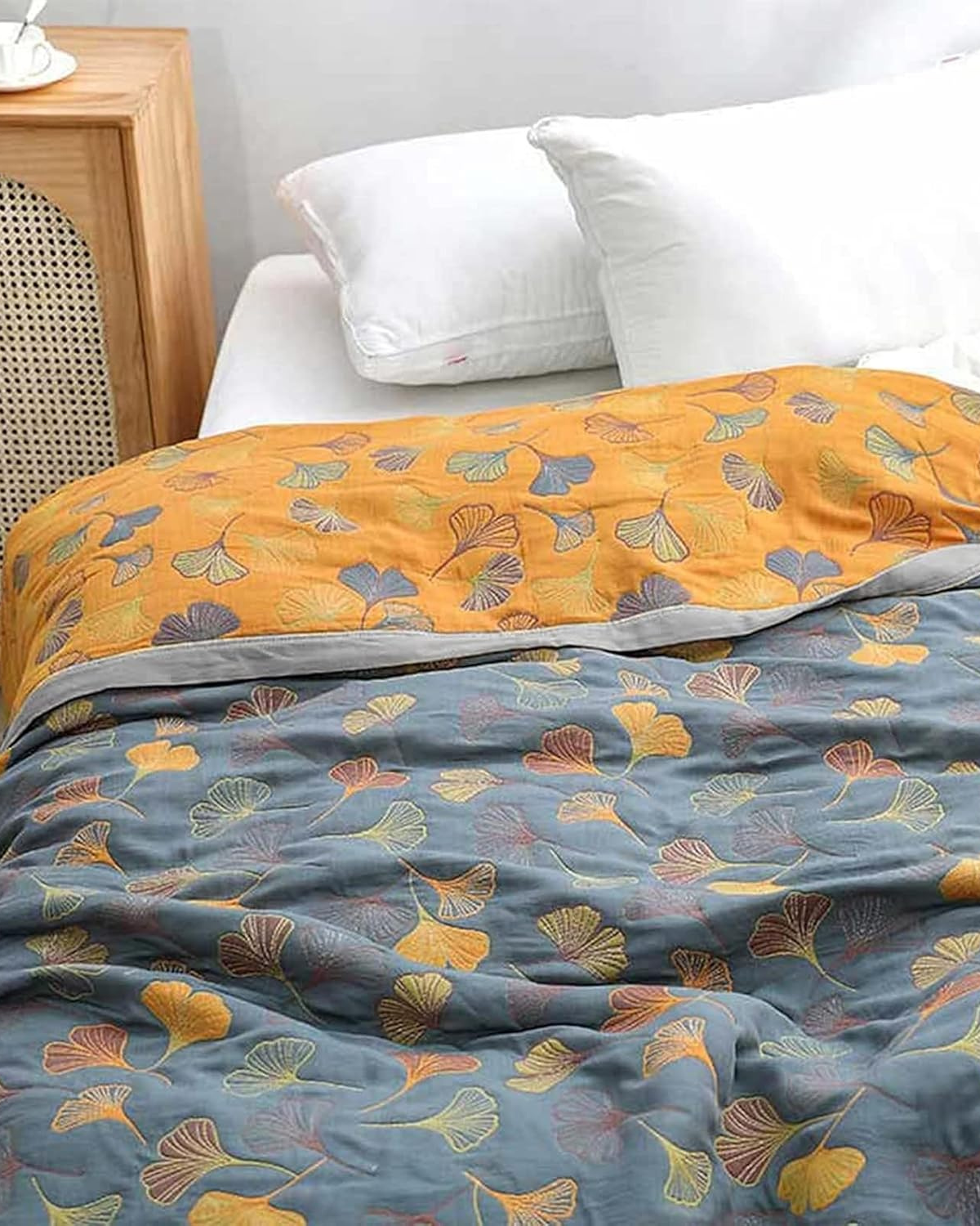 Carvallo – Lyxig bomullsfilt med fint lövmönster för värme och stil