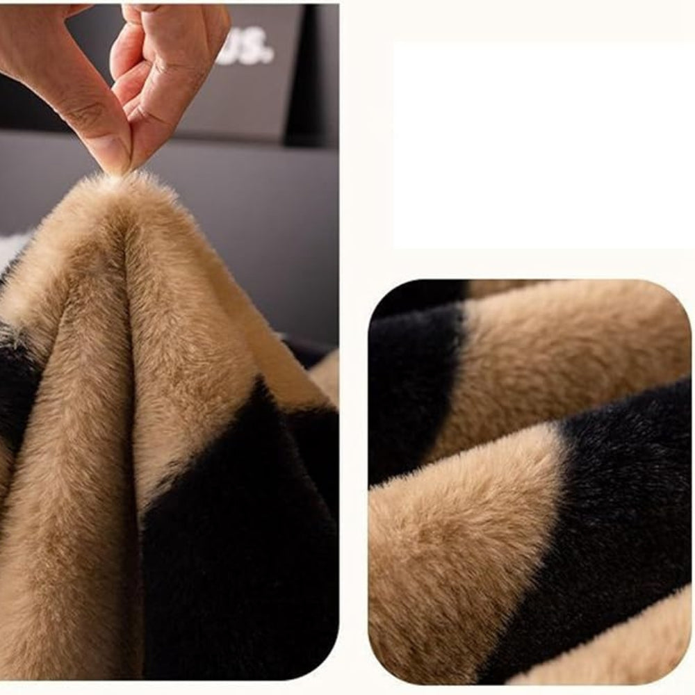 Wild Stripes Zebra Fleece Sofföverdrag