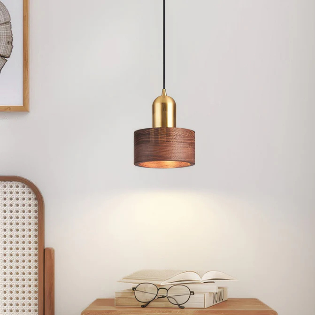 Arca Design-hänglampa med gulddetalj – Modern hänglampa för matrum och vardagsrum