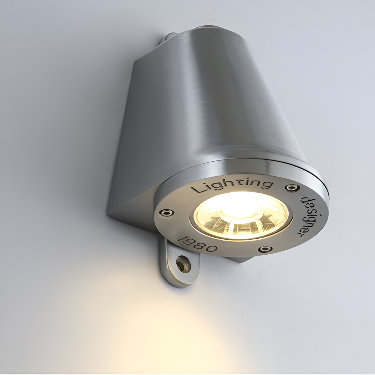 Minimalistisk LED-utomhusvägglampa i aluminium – väderbeständig