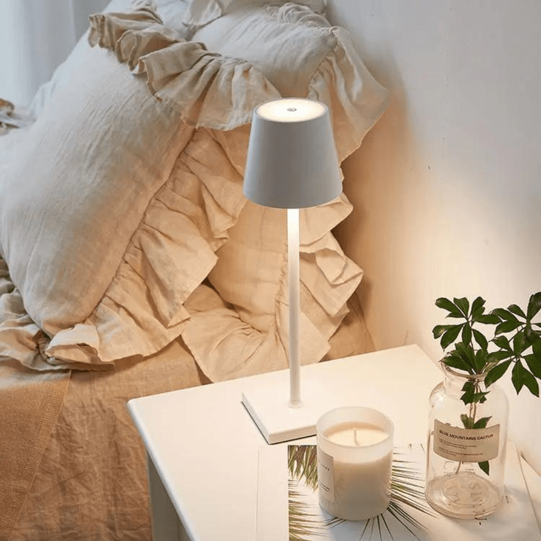 LuxoLite - Elegant trådlös bordslampa