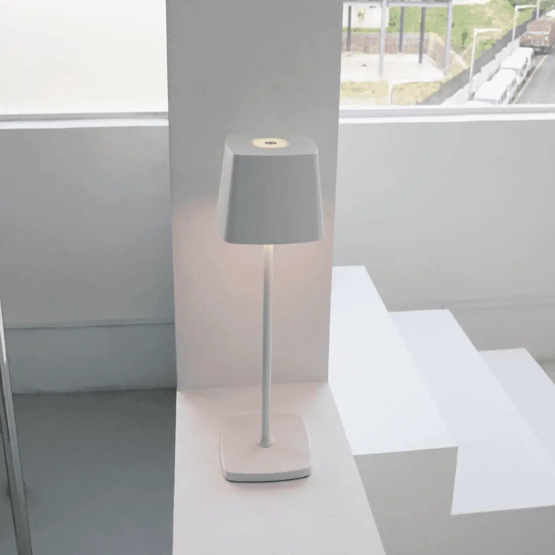 ÉclairezAvecStyle - Modern Golvlampa Utan Sladd med LED-belysning