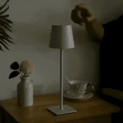Uppladdningsbar bordslampa