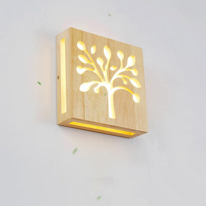NatureShine - Modern LED-vägglampa i massivt trä med lekfullt mönster