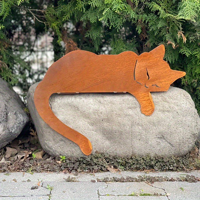 Carvallo Sovande Katt | Ruggat Design | Väderbeständigt Järn | Dekorativ Höjdpunkt för Utomhusområden