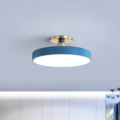 Taklampa med rund akryl LED-design