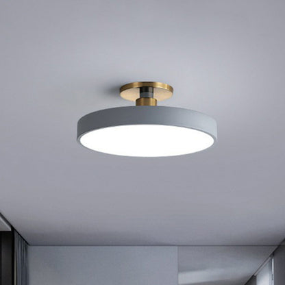 Taklampa med rund akryl LED-design