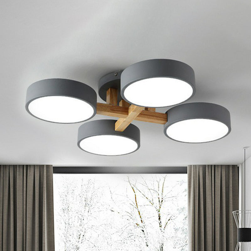 LED Taklampa med Modern Design i Trä