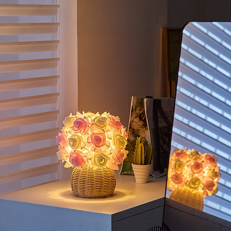 FloraGlow - Art Deco USB Rosatablett med Polerad Bas och Glödlampa