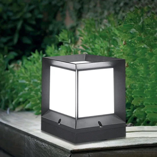 KubusLux - Modern Stående Lampa