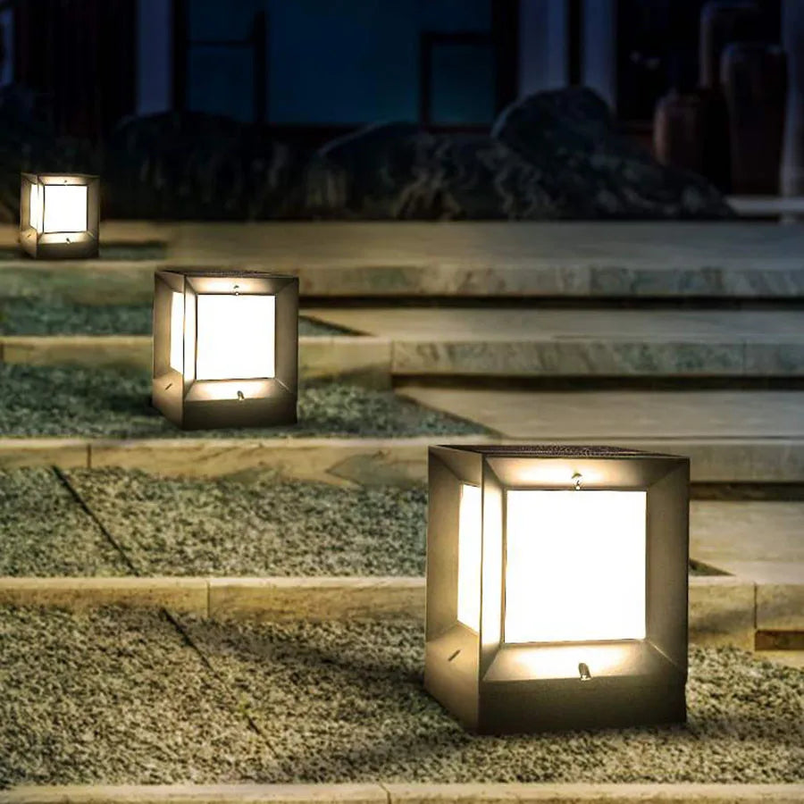 KubusLux - Modern Stående Lampa