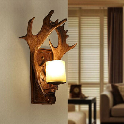 RusticAntler - Rustik Vägglampa med En Glödlampa