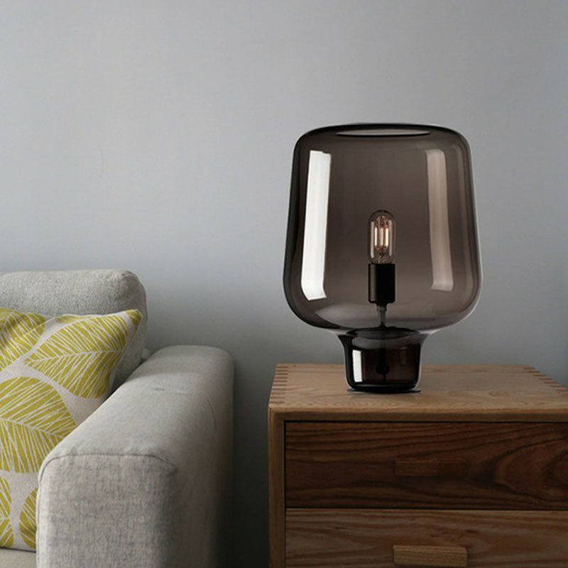 Modern 1-ljuskälla Nattlamp - Svart Bordsarmatur med Kaffe-färgad Glaskupa
