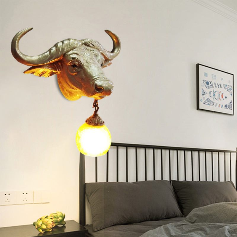 BuffaloGlow - Guld vägglampa med kristallkula