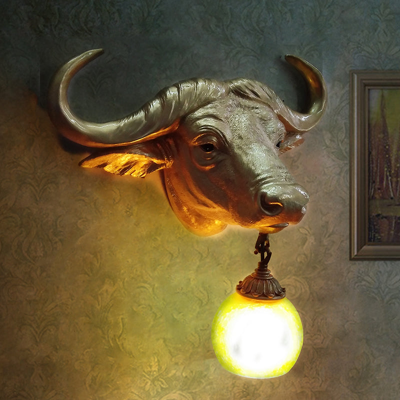 BuffaloGlow - Guld vägglampa med kristallkula