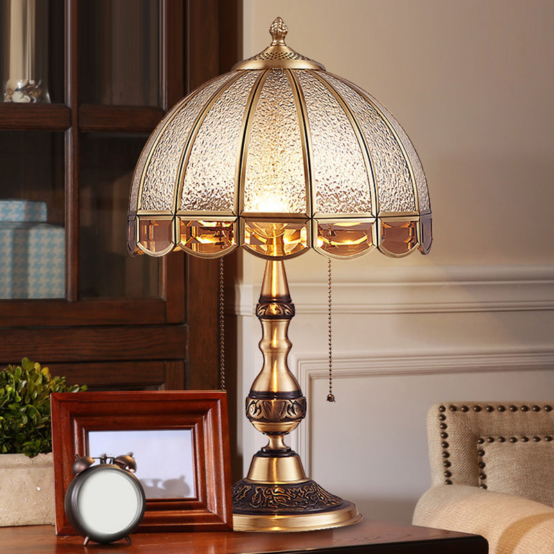 Antik Brons Bordslampa - Traditionell Design med Matt Glas och Dragströmbrytare