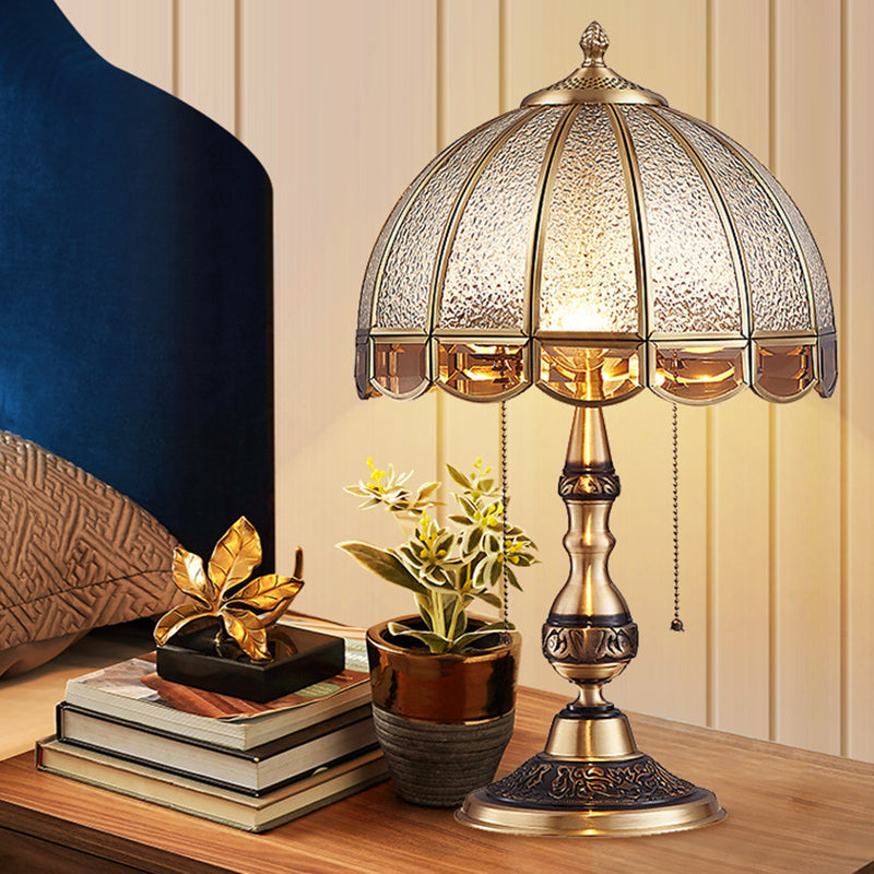 Antik Brons Bordslampa - Traditionell Design med Matt Glas och Dragströmbrytare