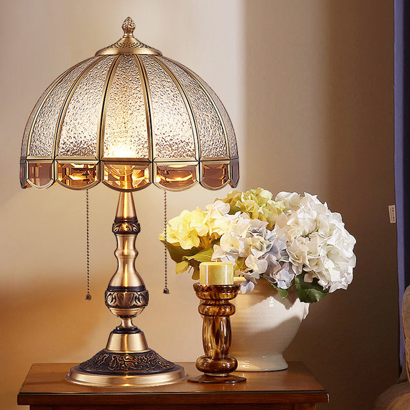 Antik Brons Bordslampa - Traditionell Design med Matt Glas och Dragströmbrytare