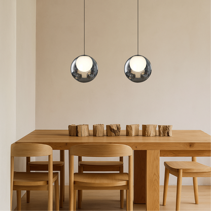 Liraessa | Italiensk taklampa i glas med elegant design