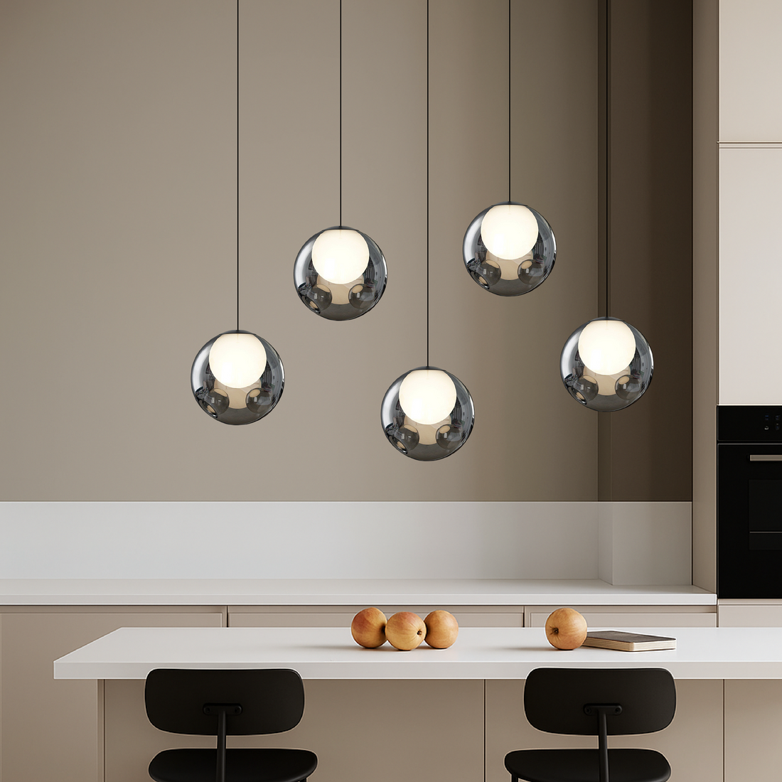 Liraessa | Italiensk taklampa i glas med elegant design