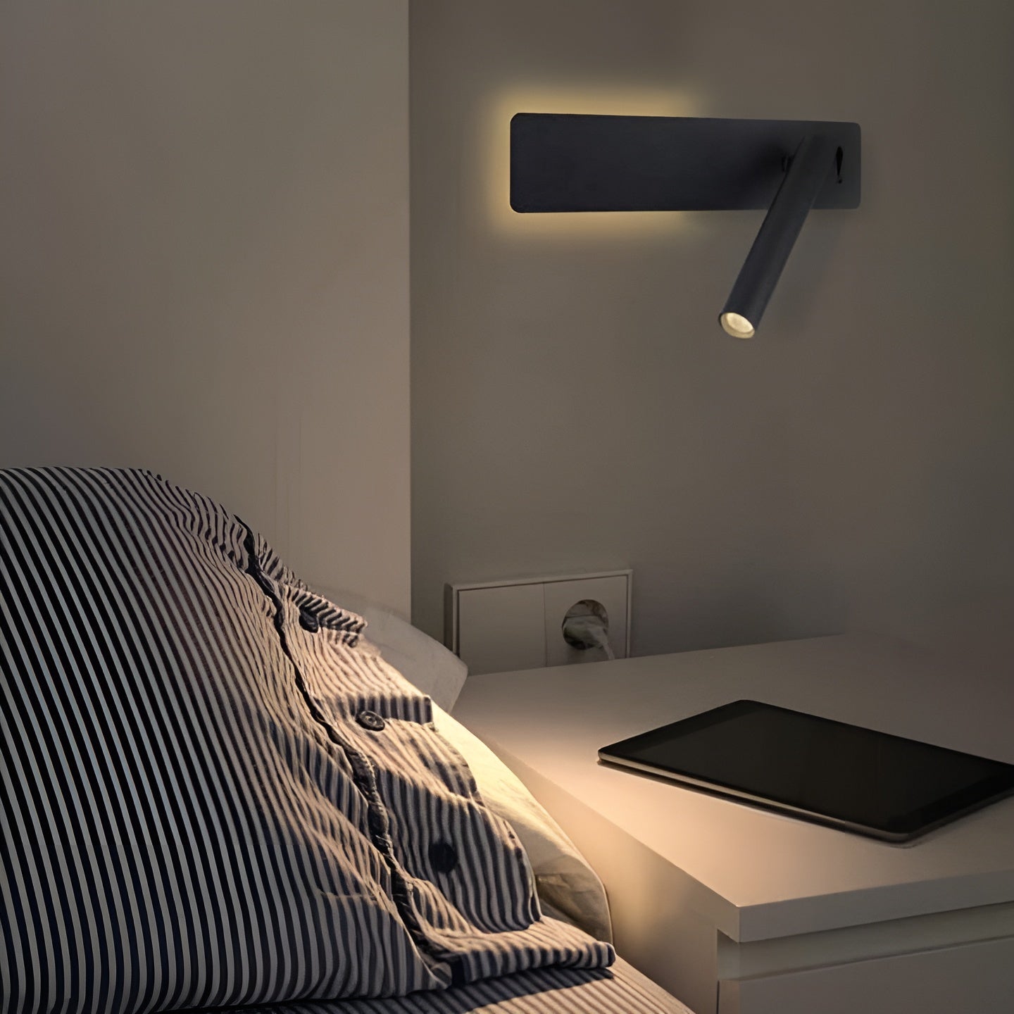 NordicBright Light - Nordic LED Vägglampa med Switch