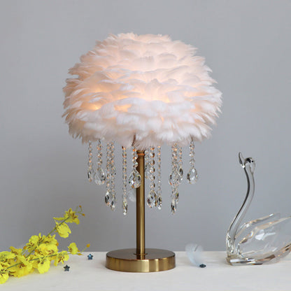 Romantisk Kupa Lamp - Modern Fjäder 1-Ljus Sänglampa med Kristall Dekor
