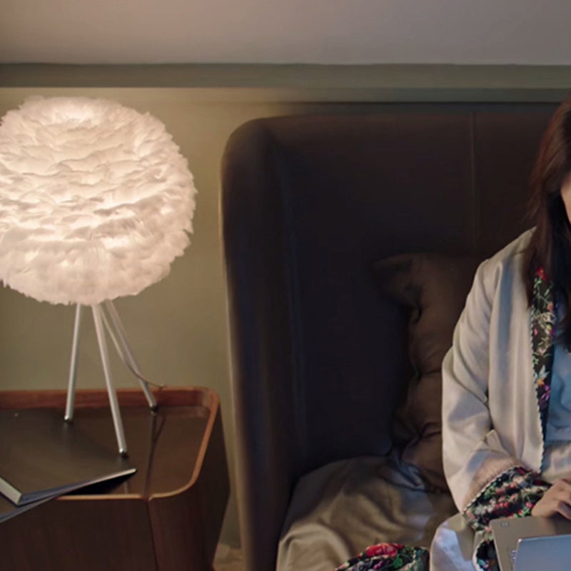 Elegant Veerlampa - Modern Bordslampa i Vitt