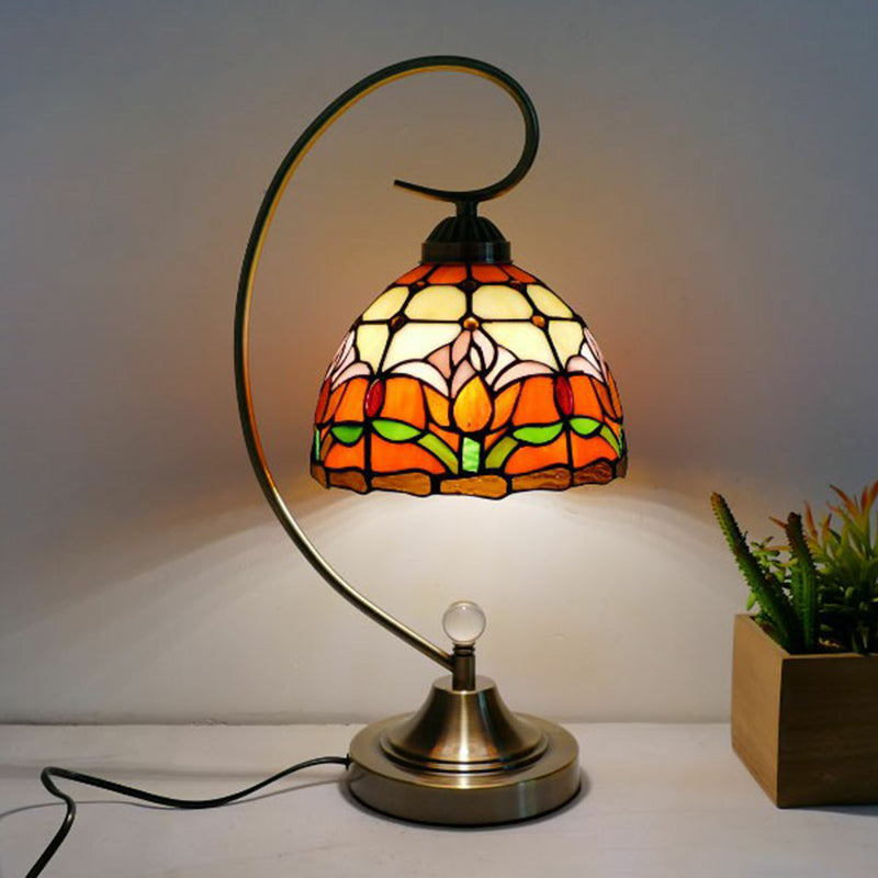 Tiffany Gooseneck Bordslampa - Metall Nattduksbordslampa med Handbearbetad Glaskupa