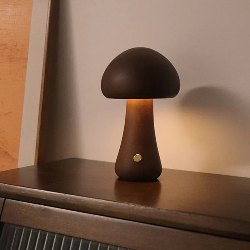 Trädlampa med trädesign – Charmig lampa för mysig atmosfär