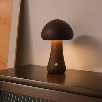 Trädlampa med trädesign – Charmig lampa för mysig atmosfär