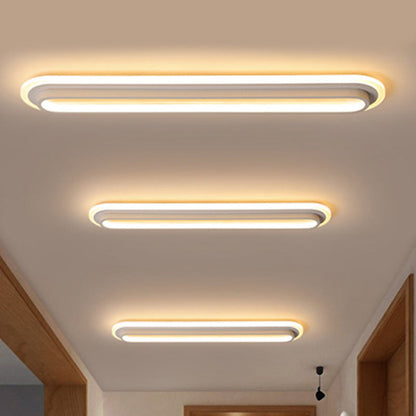 Oval LED Taklampa Svart/Vit med Akryldiffusor