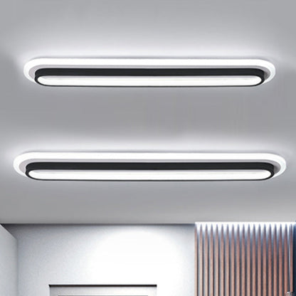 Oval LED Taklampa Svart/Vit med Akryldiffusor