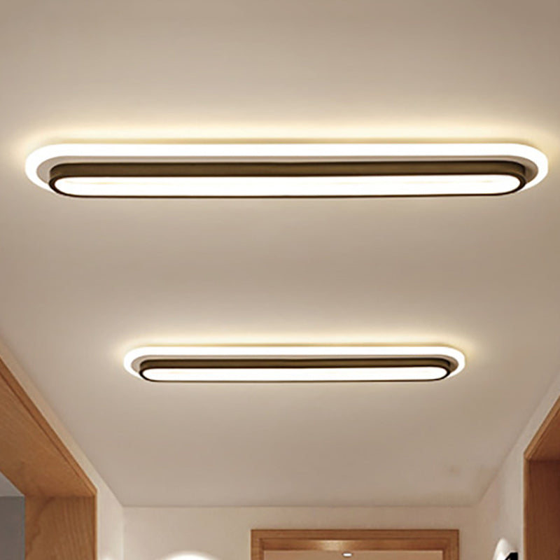 Oval LED Taklampa Svart/Vit med Akryldiffusor