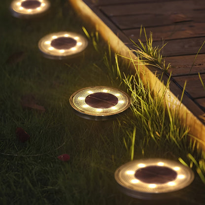 Solarlampa för trädgården – Väderbeständig och varmt vitt ljus för mysiga kvällar