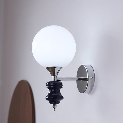 Fransk Medeltida Vintage Bauhaus Vägglampa