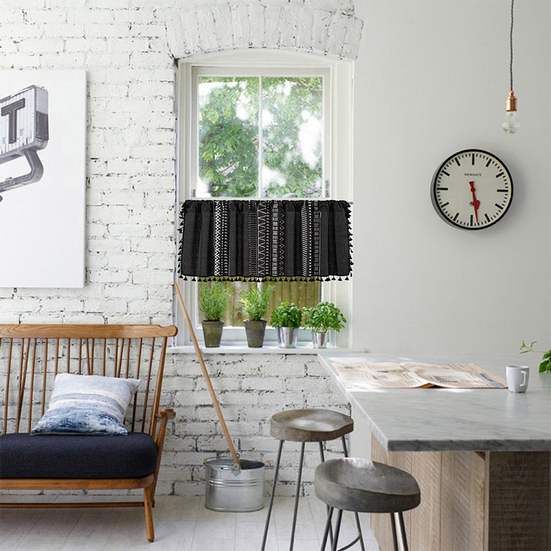 Svart mönster frans lager gardin