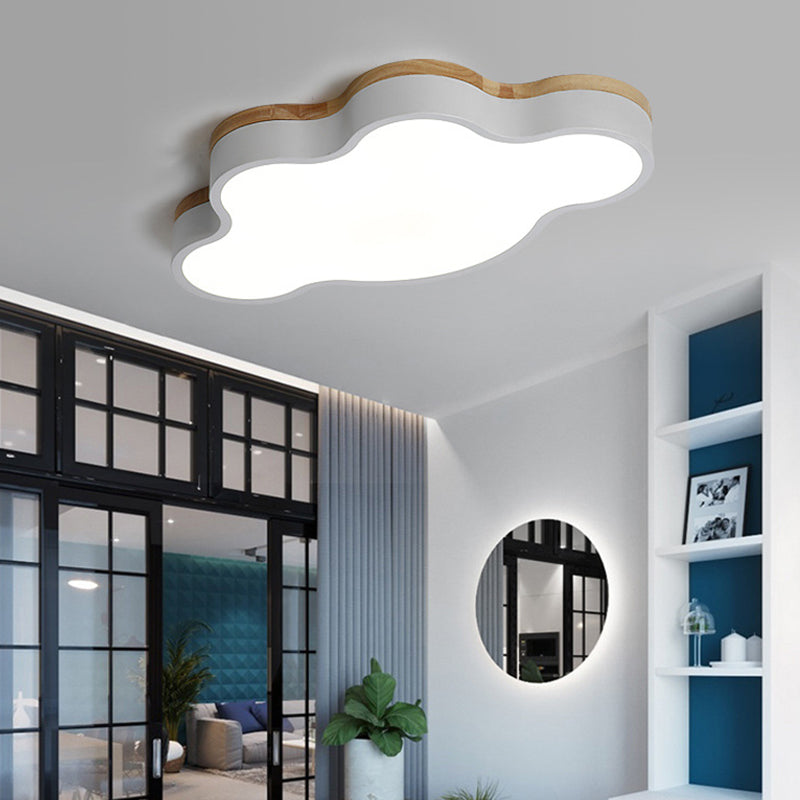 CloudLight – Akryl Moln LED Taklampa med Träöverdrag