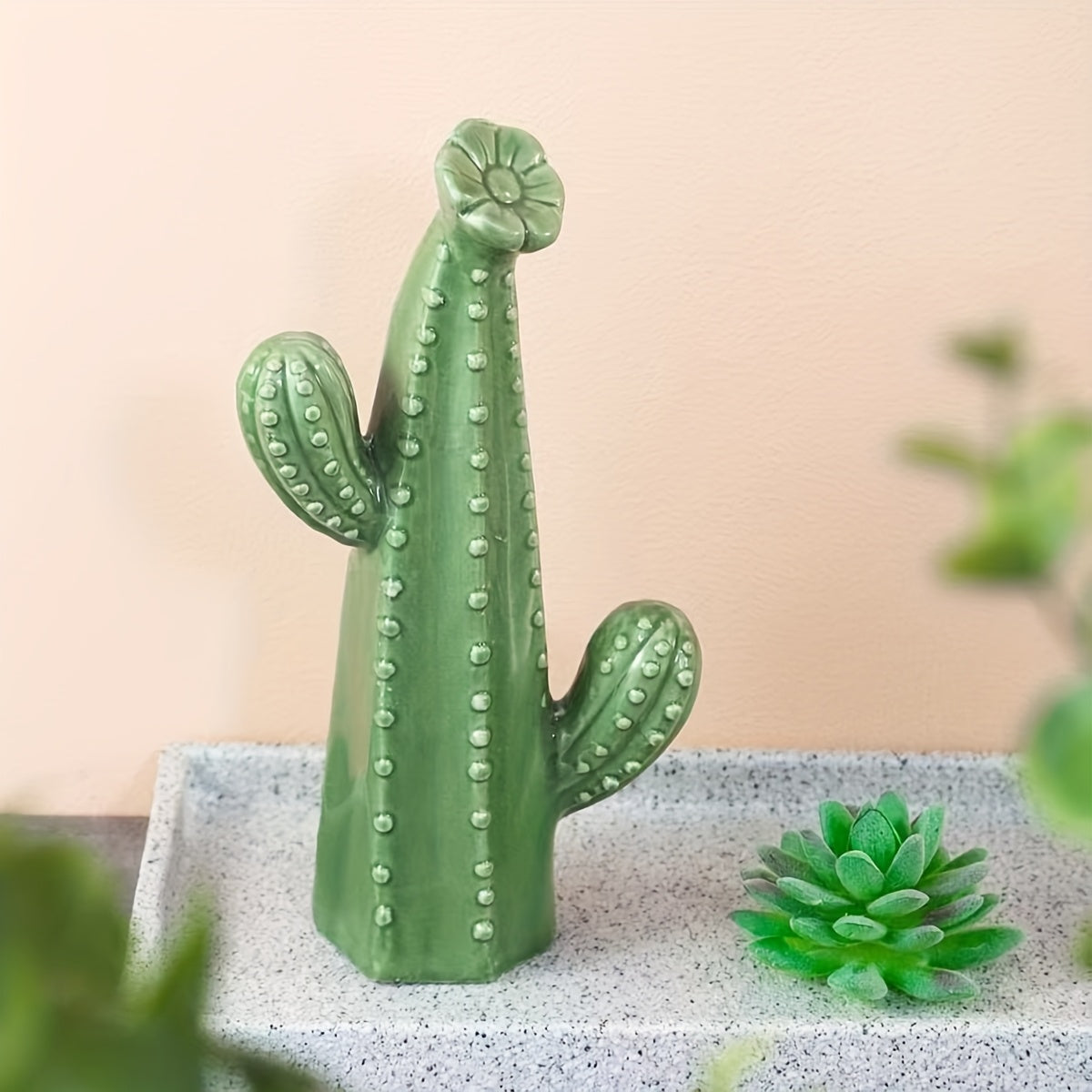 Trio av Keramiska Kaktusdekorationer – Randiga &amp; Texturerade Inomhusornament