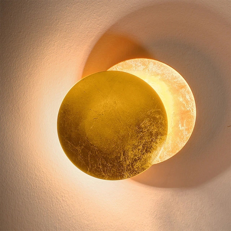 Elif LED Vägglampa - Guld/Röd Brons Metall