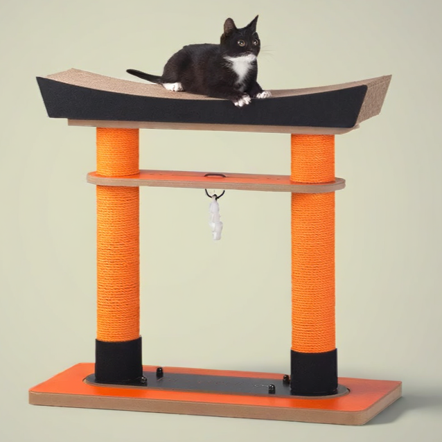 Torii Lycklig Katt Klösträd